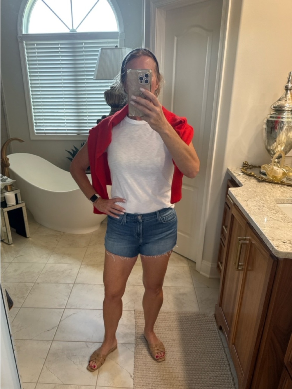 L’AGENCE Audrey Denim Cutoff Shorts Size 26